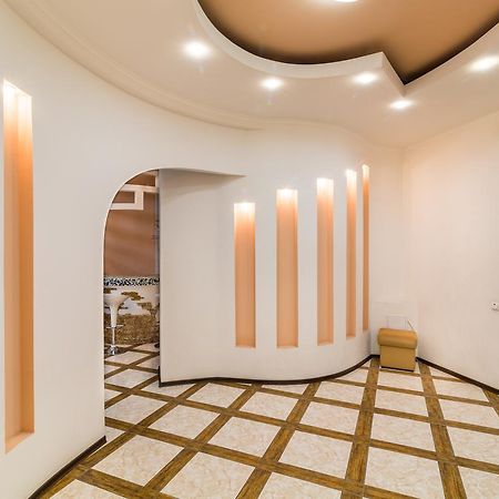 Lux Near Most City With Panoramic Windows Dnipro Bagian luar foto
