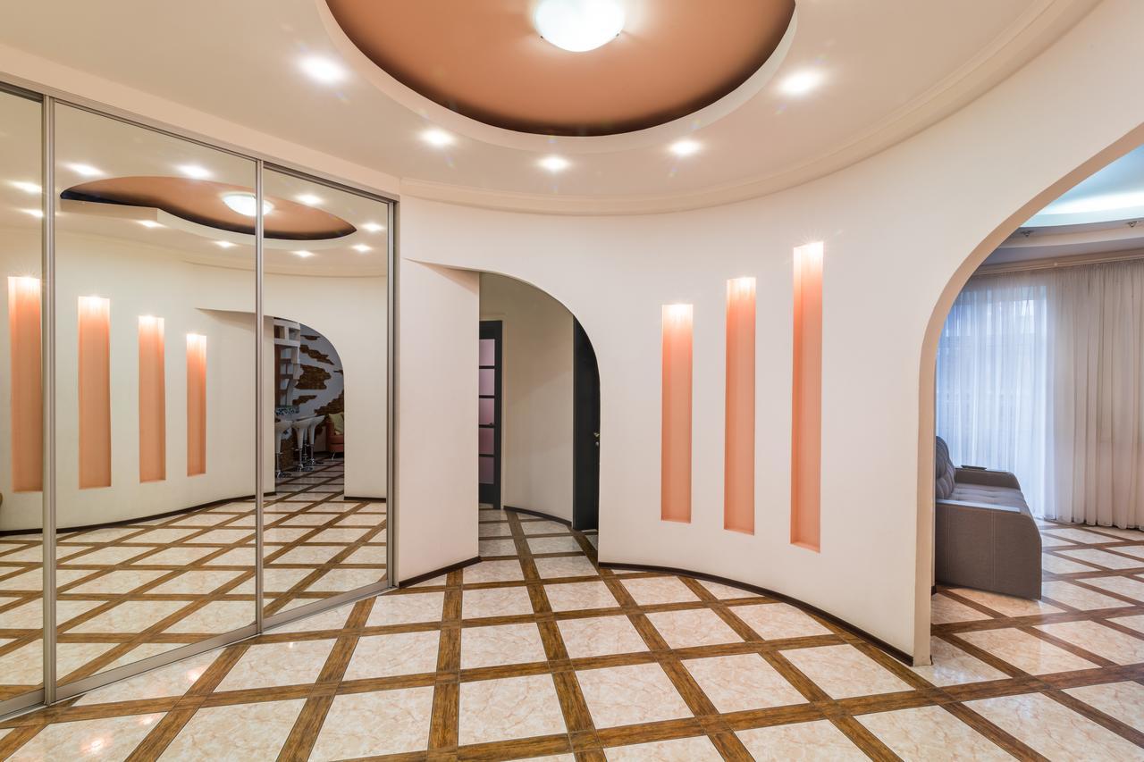 Lux Near Most City With Panoramic Windows Dnipro Bagian luar foto