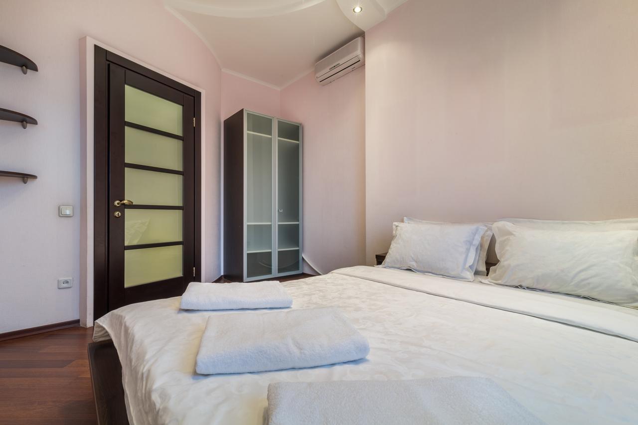 Lux Near Most City With Panoramic Windows Dnipro Bagian luar foto